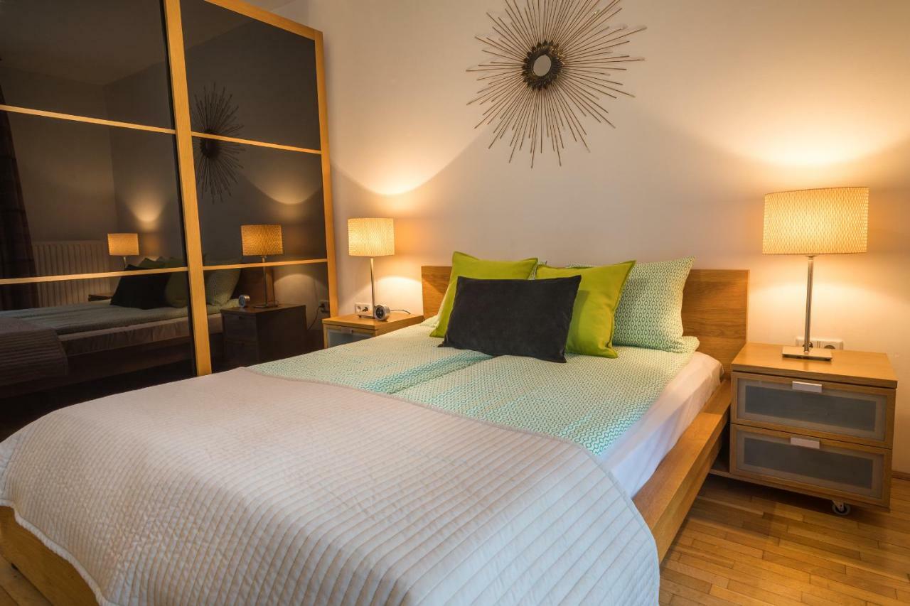 Colours Apartments Budapest Extérieur photo