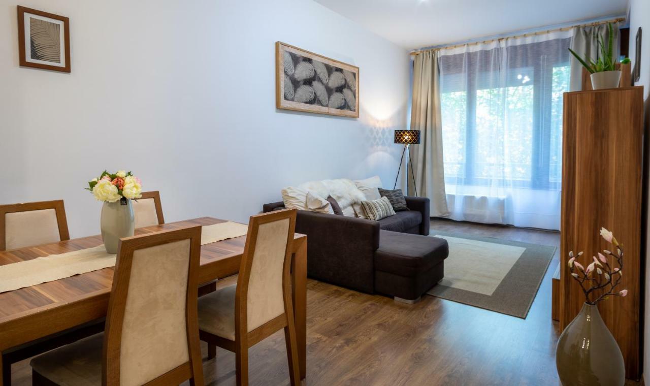 Colours Apartments Budapest Extérieur photo