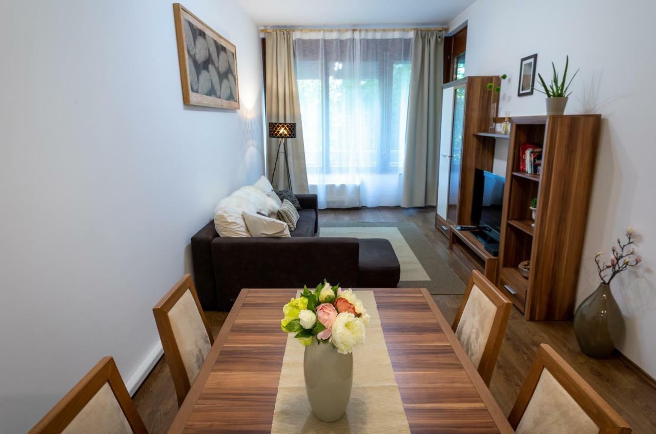 Colours Apartments Budapest Extérieur photo